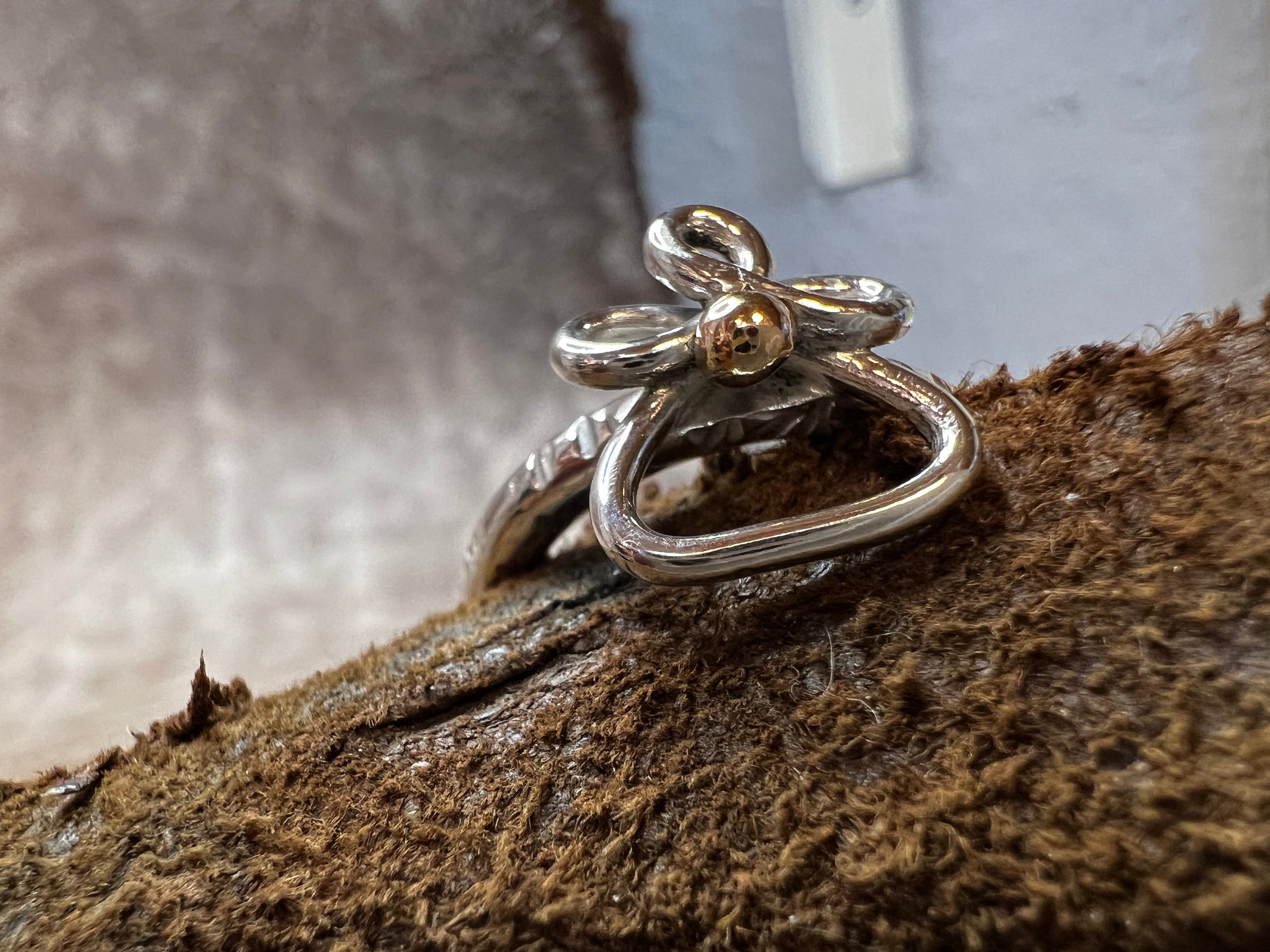 Engel sølv ring med guldkugle