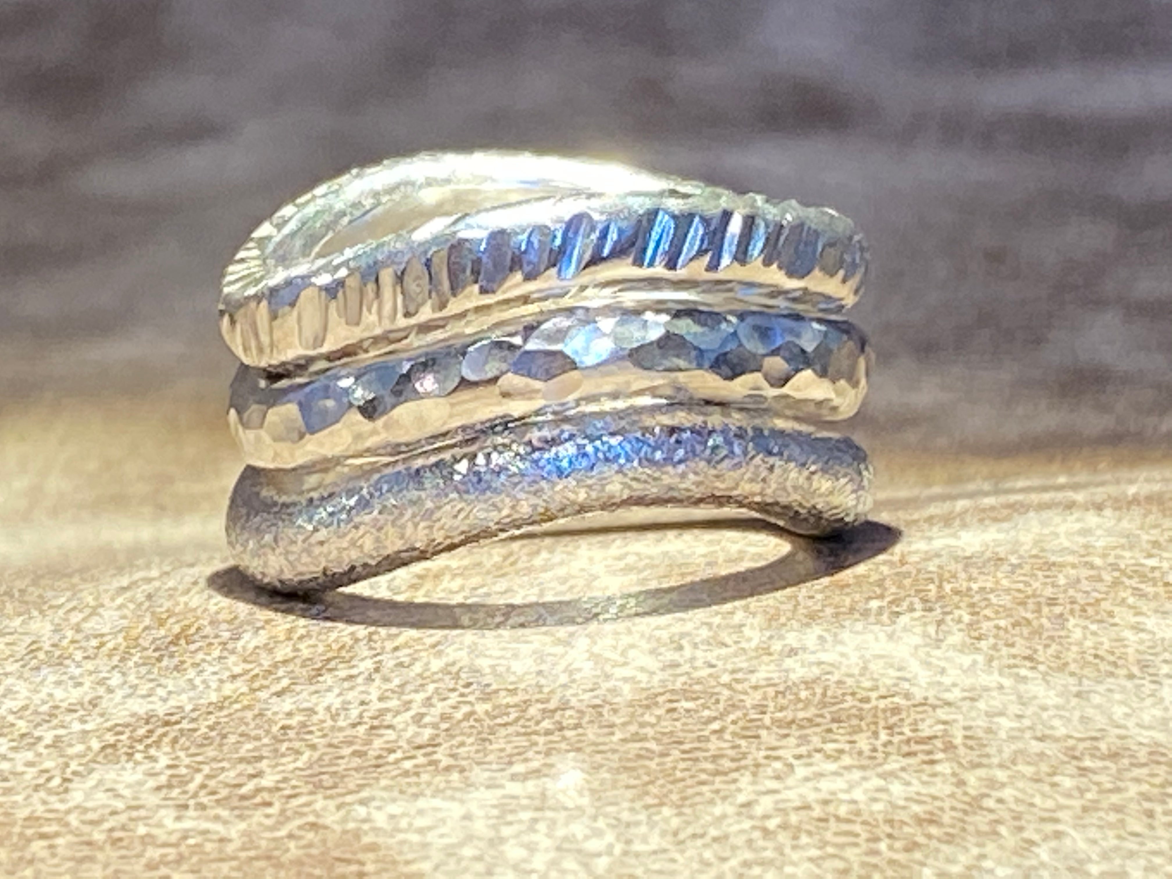 Big Wave ring sølv enkel og rustik