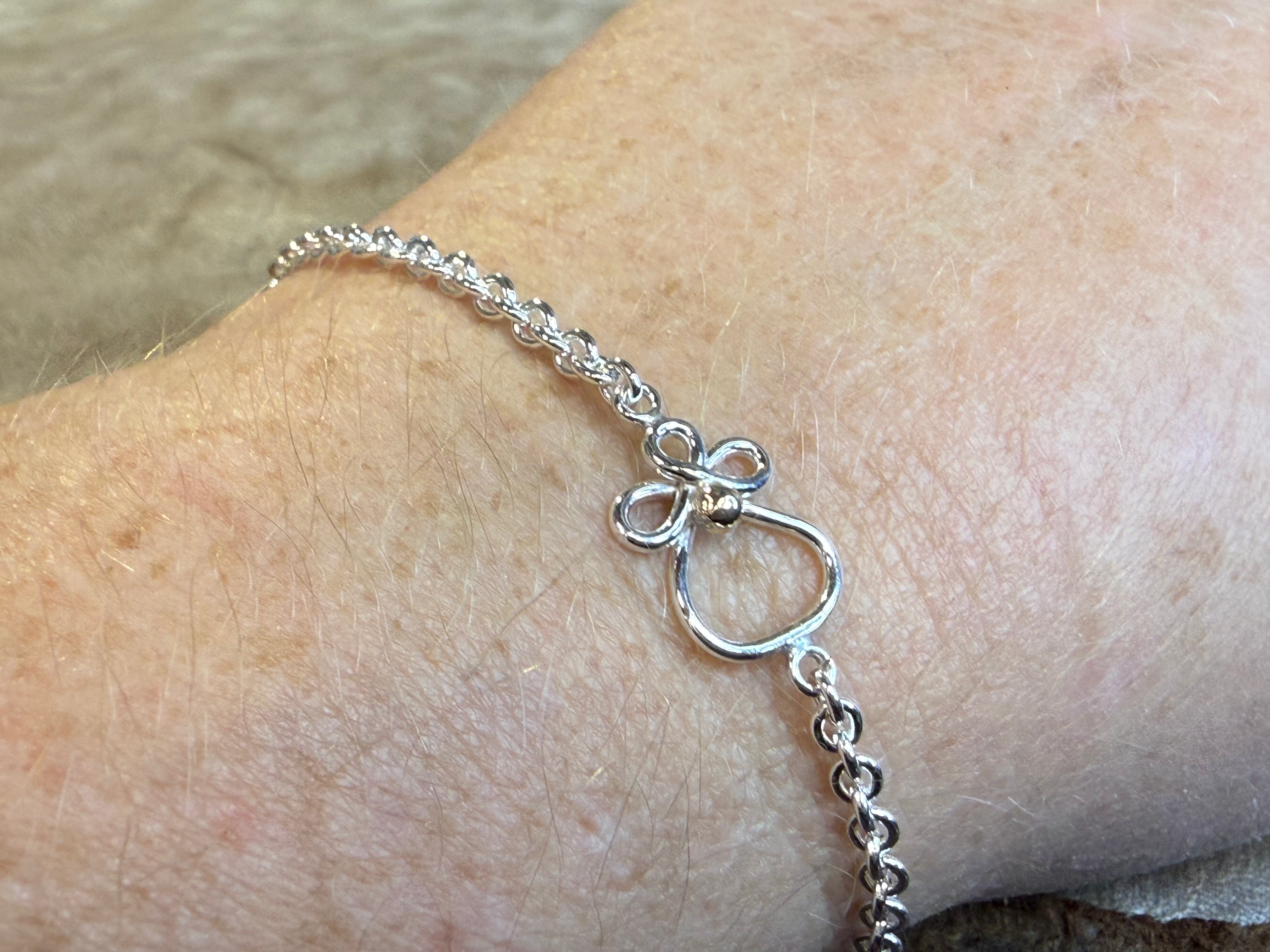 Vesterhavs sølv armbånd engel med et hjerte af guld