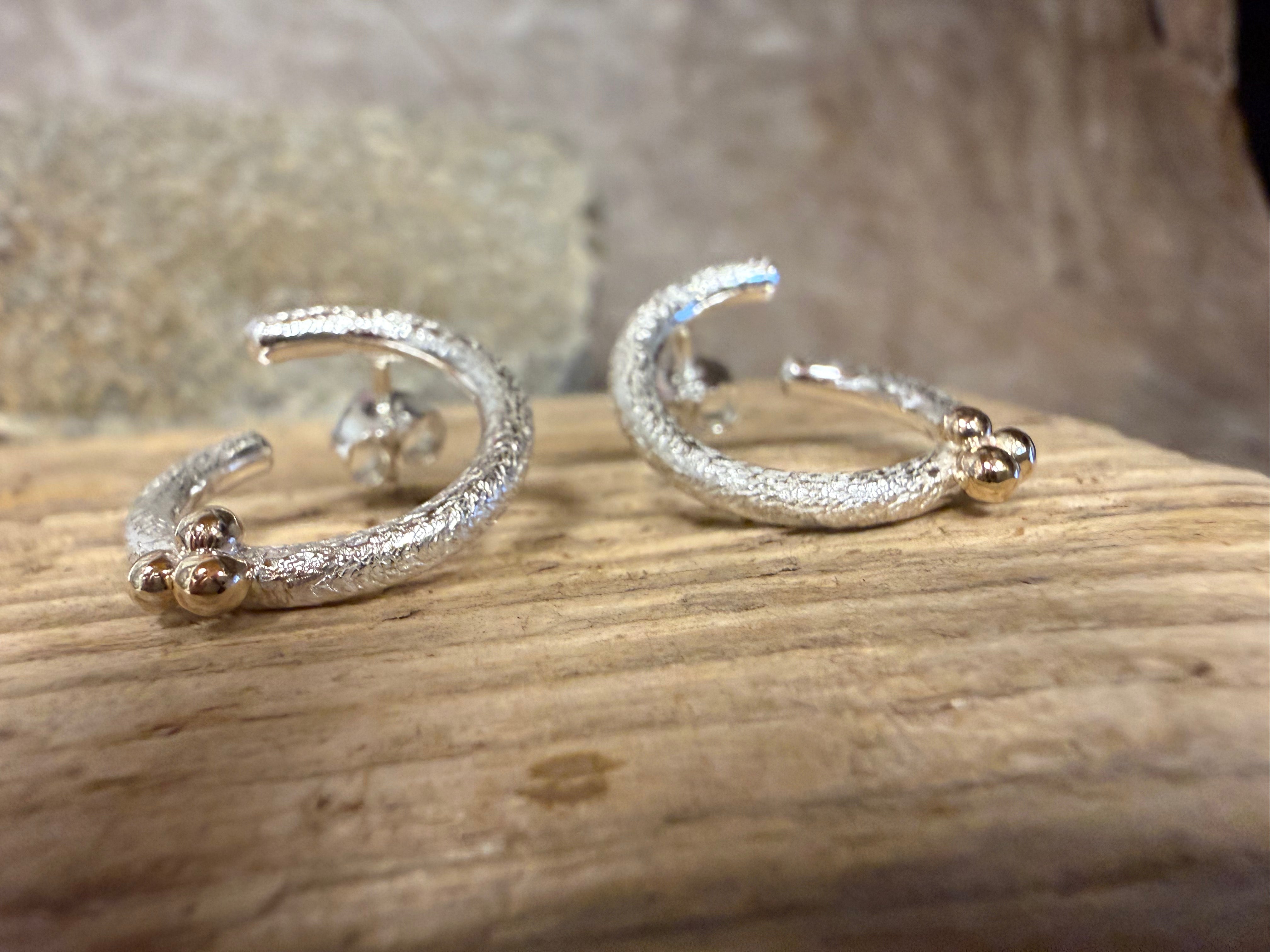 Fjordøreringe sølv med guldkugler