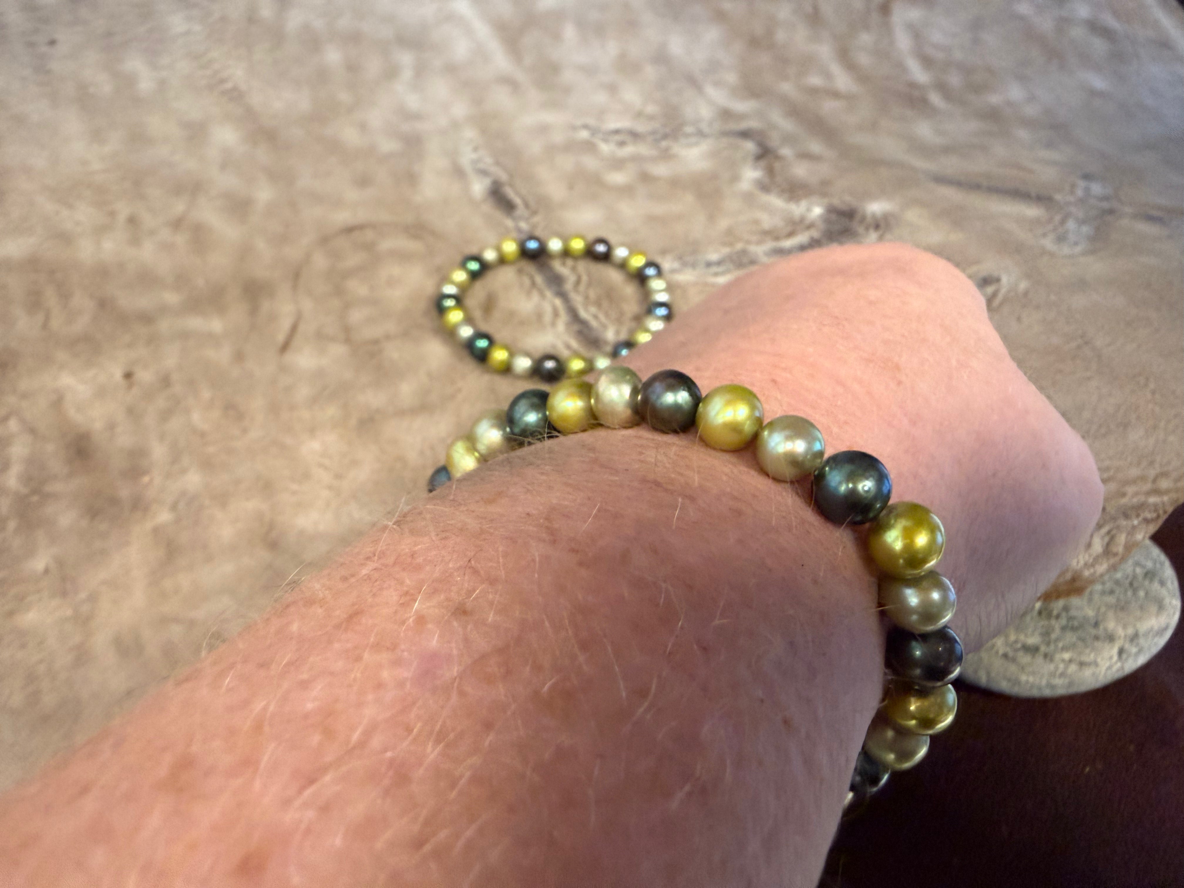 Perle armbånd grønne 8 mm ferskvands perler på elastik