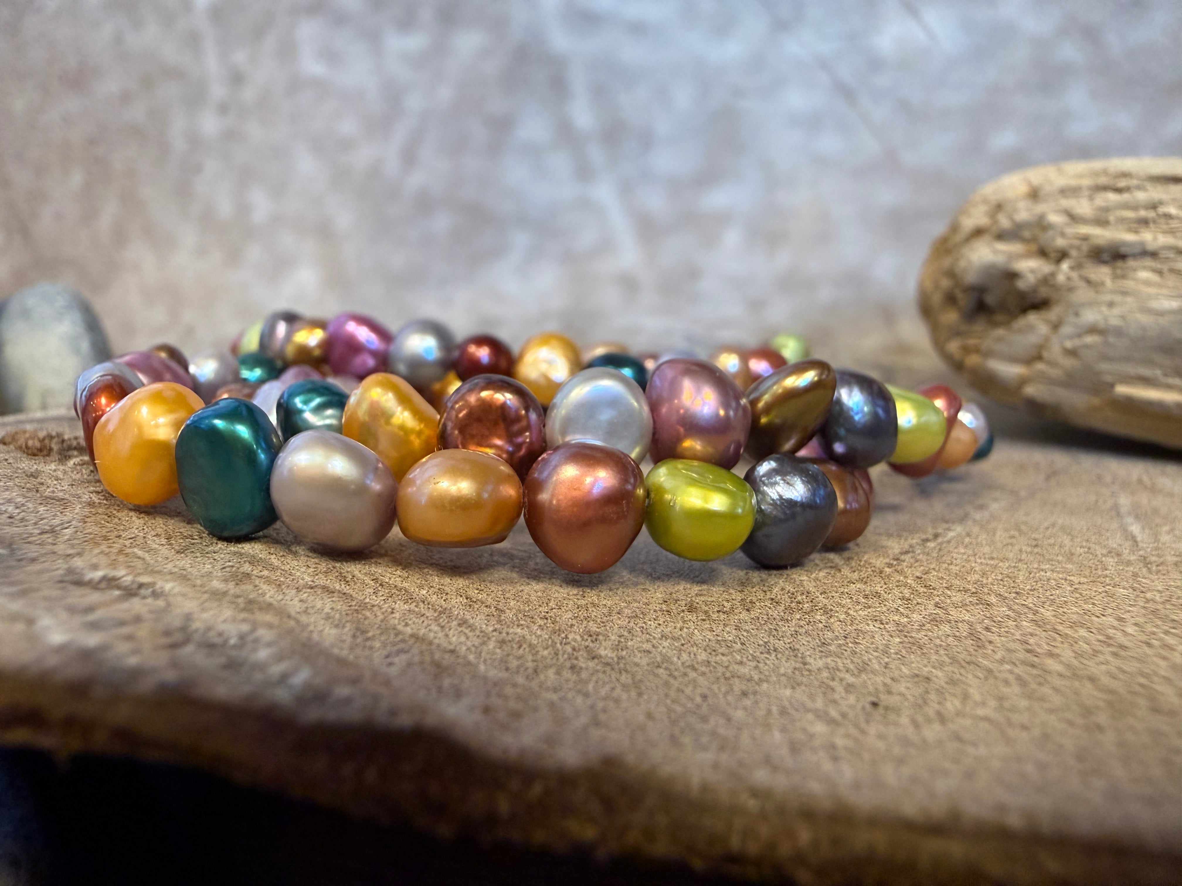 Perle armbånd multifarvet 6x8 mm ferskvands perler på elastik