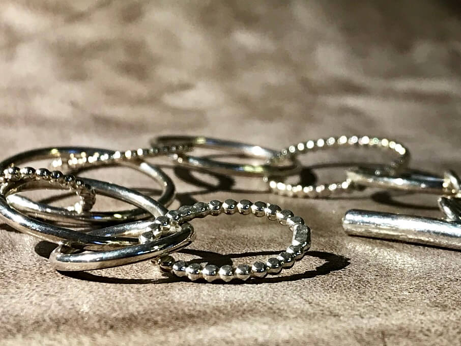 Unika sølv armbånd runde og ovale ringe